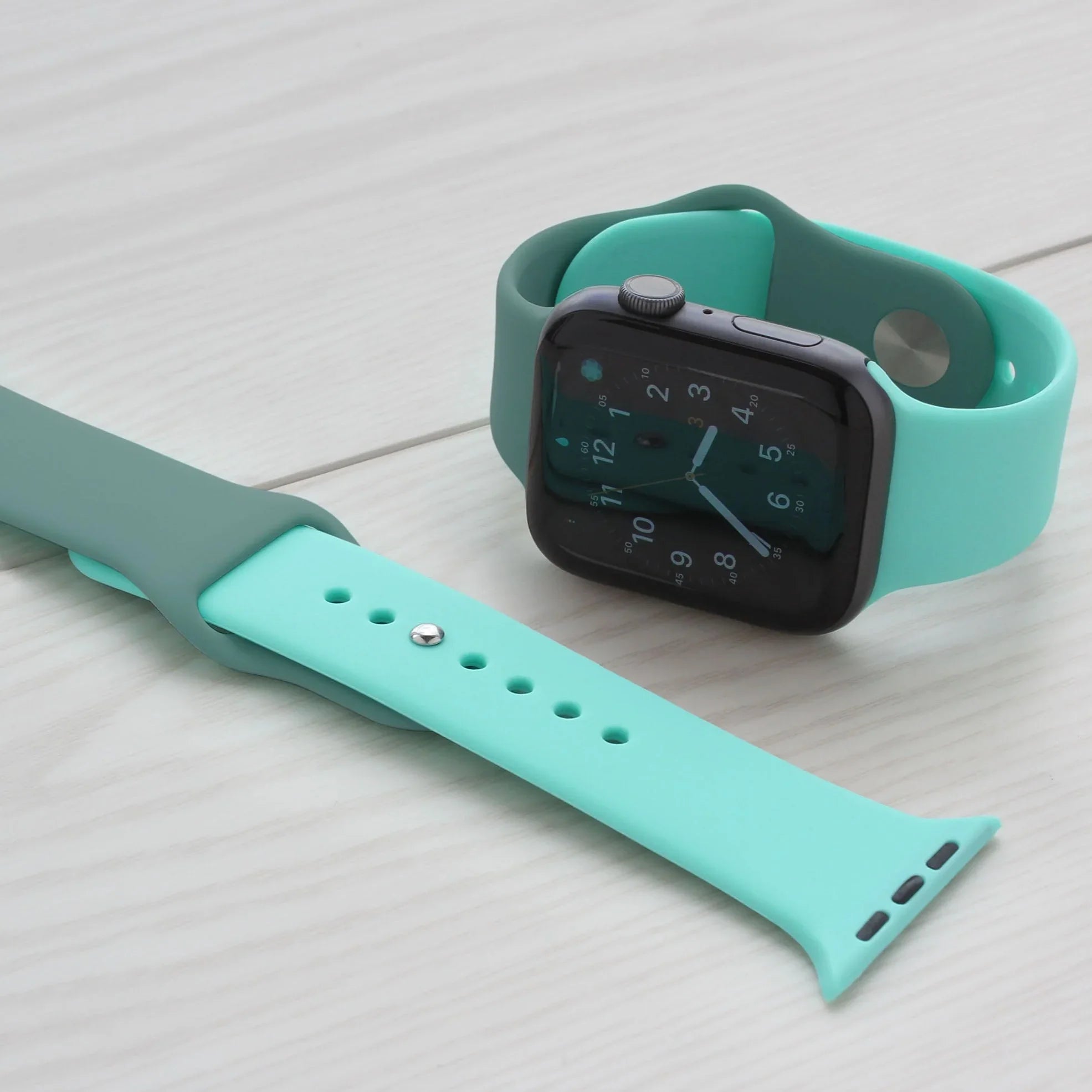 Torrii Watch 49/46/45/44 Mm Silicone Mix Watch Strap - Dark Green/Aqua Blue - Tashqila Torrii Watch 49/46/45/44 Mm Silicone Mix Watch Strap - Dark Green/Aqua Blue - Tashqila